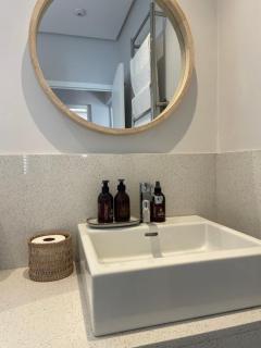 Dieu Donné Vineyard Self-Catering Cottages - 7