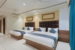 The Castle Crown - Hotel Royal Square, Ahmedabad - 6