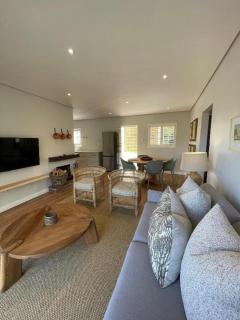 Dieu Donné Vineyard Self-Catering Cottages - 9