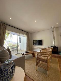 Dieu Donné Vineyard Self-Catering Cottages - 8