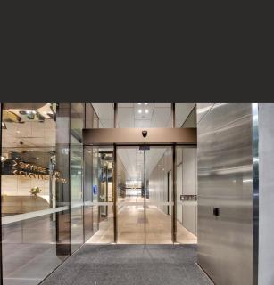 Sky-high Luxury with Panoramic Melbourne view - 7