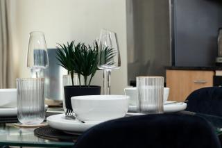 Modern 2BR Apartment in Sandton - 8