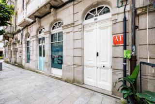 YBH Mare Boutique - 1