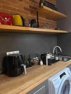 Boutique 2BB 2BR Top location and stunning view! - 4