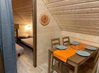 Camping nature 3 étoiles avec piscine - bord de rivière - Chézery-Forens - 7