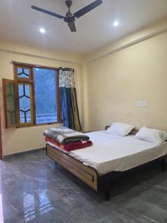 Top Treasure of Parvati Guest House - 9