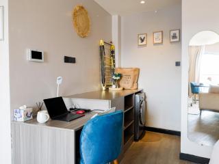 Modern Westlands Studio, Pool, Gym, Fast WiFi, Walk to Sarit Centre - 7