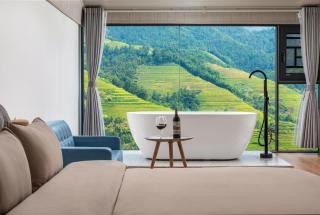 Longji Terrace Mountain Bank Crossing Hotel - 7