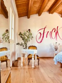 La Rock House BnB - 8