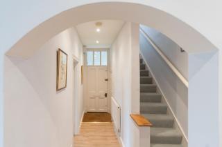 The Lodge, Kifstgate Court - 5