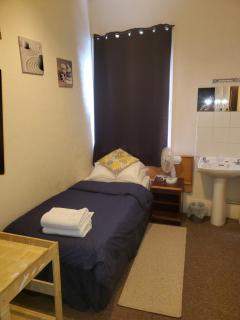 The Guest House Slough - 2