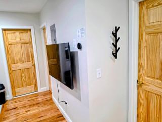 Comfortable 3BR-2BA Near Old Greenwich in Stamford - 6