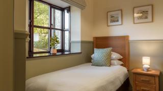 Post Knott Cottage At Windermere Marina Village - 2
