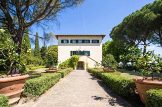 Villa Sorbaiano 10 by VacaVilla - 8