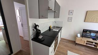 Stylish 2bedroom apartment near town hall quiet downtown - 8
