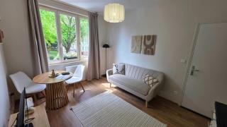 Stylish 2bedroom apartment near town hall quiet downtown - 4