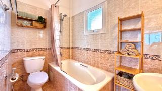 Villa Isabella 3-bedroom Premium Residence in Coral Bay - 1