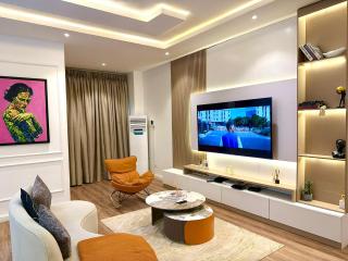 Luxury 1 BR With Swimming Pool & 24 Hours Security In Lekki 1 - 8