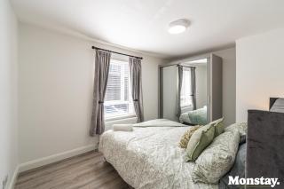 Walled City House - 7