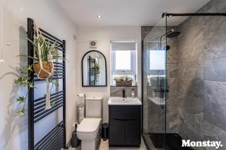 Walled City House - 5