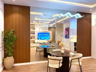 Luxury 1 BR With Swimming Pool & 24 Hours Security In Lekki 1 - 5