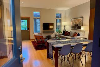 Glorious South Lake Union View - 6