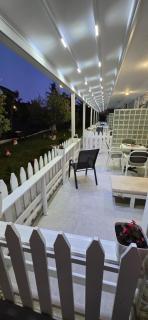 Suncoast Rooms Saranda near Port & Beach - 4