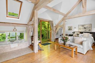 Fingals - sleeps 14 - 1