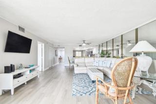 Beach Cottages Ocean View Condo - 0
