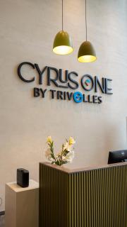 Cyrus One By Trivelles - 1