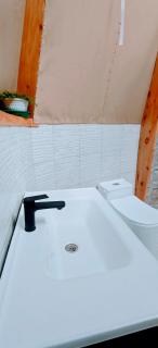 Nekoli Glamping - Riverside Domes with Mt Meru Views - 4