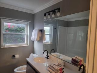 Manatee River Bungalow-6 Boat ramp at highl shores - 8