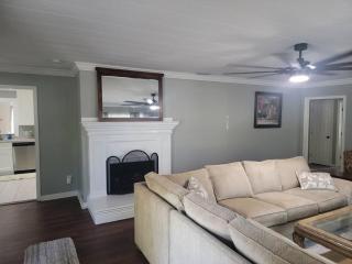Manatee River Bungalow-6 Boat ramp at highl shores - 0