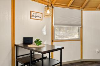 Luna Luxury Yurt-Cabin - Canyon Lake - Hot Tub - 1