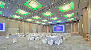 Crowne Plaza Bahrain by IHG - Manamah - 9