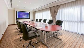 Crowne Plaza Bahrain by IHG - Manamah - 4