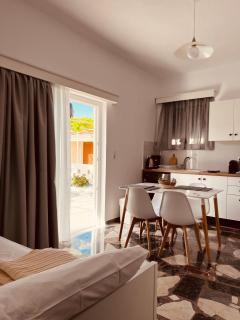Alkisti's seaside apartments - 7