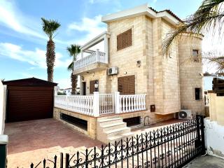 Dream Oceana Villa - Ayia Napa - 0