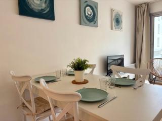 Plage 100 m, Parking Privé - Hyper Centre - Terrasse - 7