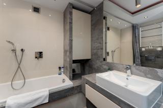 Luxurious Riverside Duplex with Terrace - 7