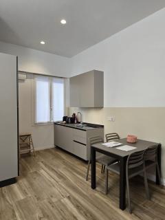 VeronaVera Frattini Historic Elegant Apartment - 7
