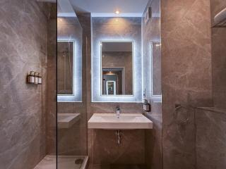De Vere Cotswold Water Park - Cirencester - 3