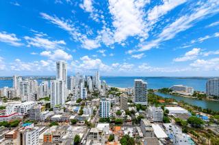 Spectacular apt with Ocean View, 28th Floor! - 3