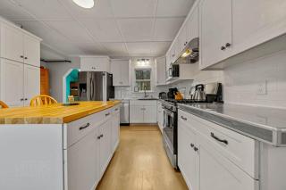 Retreat at Salmon Falls River Access Game Room - 9