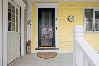 Retreat at Salmon Falls River Access Game Room - 4