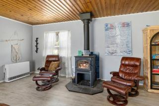 Family Cabin w/ Private Pond & Mountain Views - 6