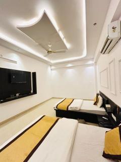 Hotel Kirti Palace - 3