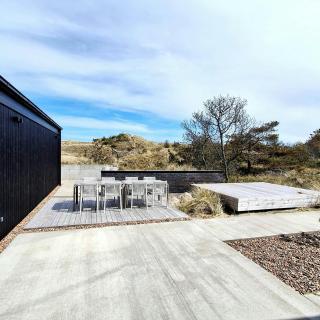 Architectural Peach And Minimalism In The Dunes - 9