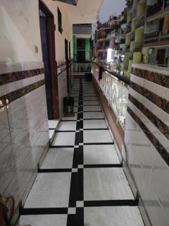 OM Residency --Nizamuddin Railway Station - 8