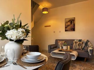 Stylish Leeds City Stay, Sleeps 3, Free Parking - 7